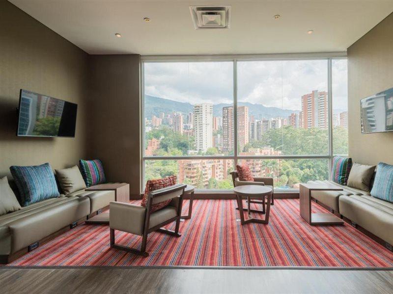 Hampton By Hilton Medellin Hotel Exterior photo